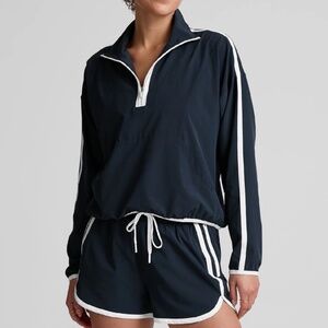 Beyond Yoga-Stretch Woven Course Contrast Half Zip Pullover- Nocturnal Navy